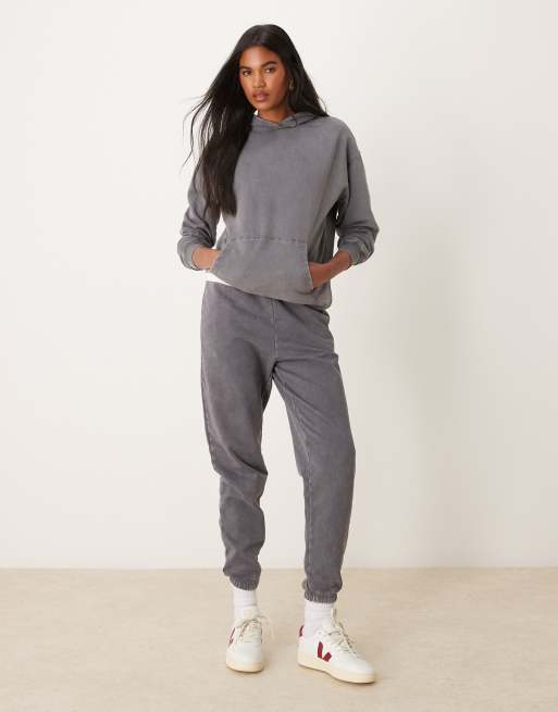 New Look cuffed trackies in acid wash
