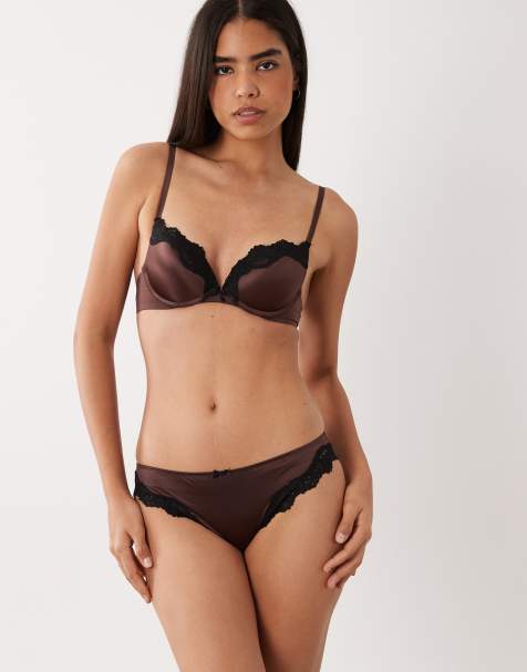 New Look - Culotte brésilienne en tissu satiné bordée de dentelle - Marron - view 1