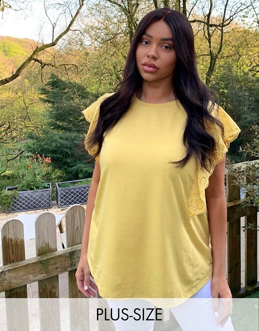 New Look Curve broderie frill sleeve tee in light yellow