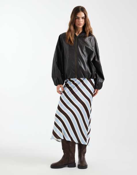 New Look Curve – Brun, diagonalskuren midikjol i satin - view 1