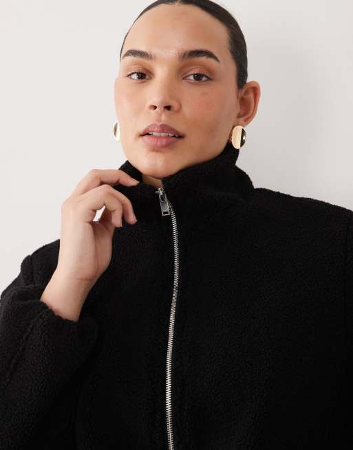 New Look Curve - chaqueta borg con cremallera frontal en negro, 4 de 4
