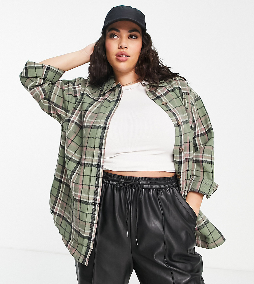 Plus-size shirt by New Look Check you out Spread collar Button placket Drop shoulders Relaxed fit