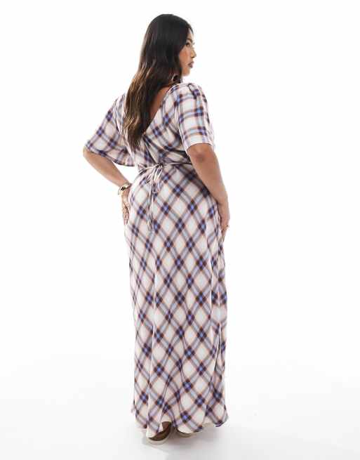 New Look Curve check flutter sleeve midi dress in cream, 3 of 4