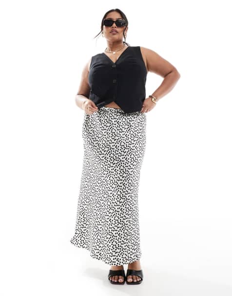 New Look Curve satin bias midi skirt in cream spot