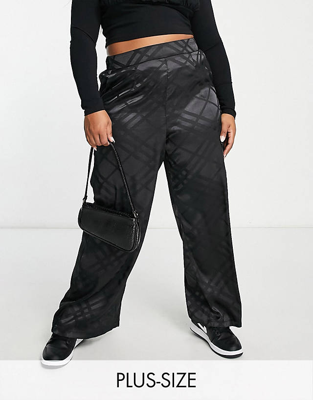 New Look Plus - New Look Curve co-ord satin wide leg trouser in black
