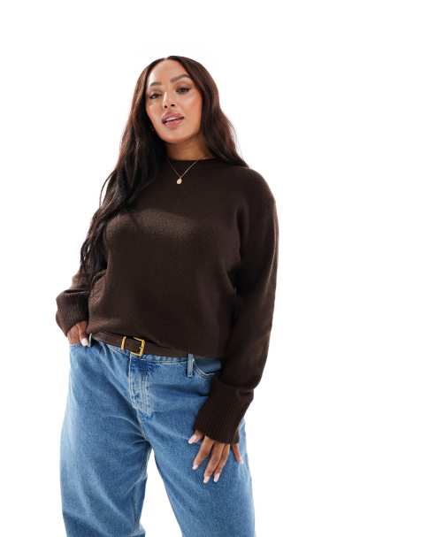 New Look Curve crew neck jumper in brown - view 1