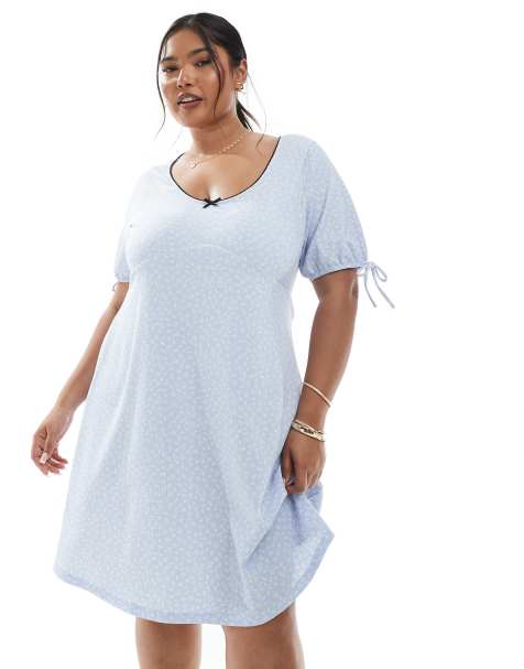 New Look Curve crinkle floral mini dress in blue - view 1