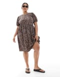 [New Look Plus] New Look Curve crinkle smock mini dress in leopard print-Brown 18 Brown pattern