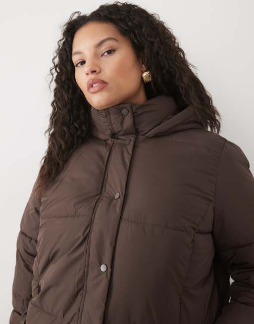 New Look Curve cropped pufferjack in donkerbruin, 4 van 4