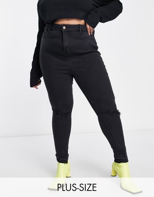 New Look Curve – Czarne jeansy o obcisłym kroju z rozdarciem na kolanie