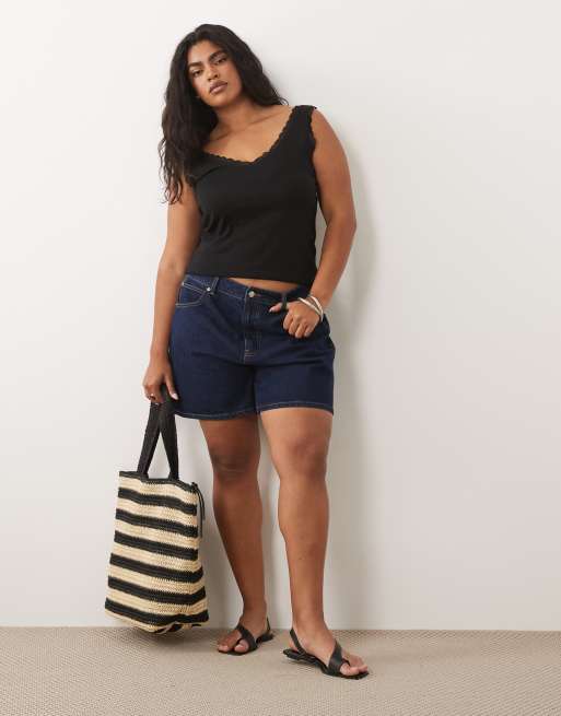 New Look Curve – Czarny top na ramiączkach z koronką, 3 z 4