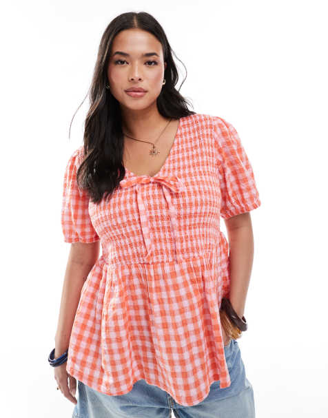 New Look Curve shirred tie front top in red gingham