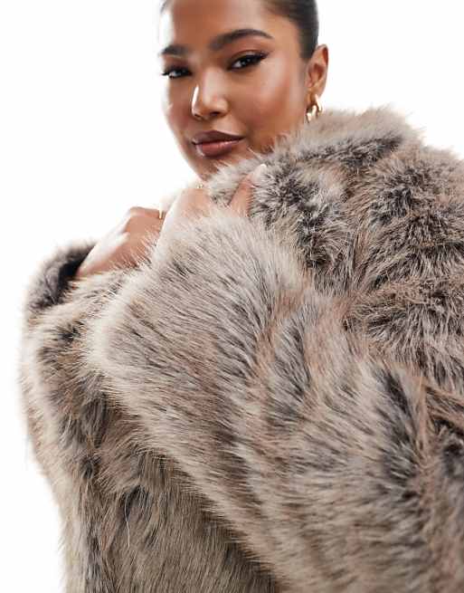 New Look Curve faux fur coat in grey | ASOS New Look Curve faux fur coat in grey | ASOS