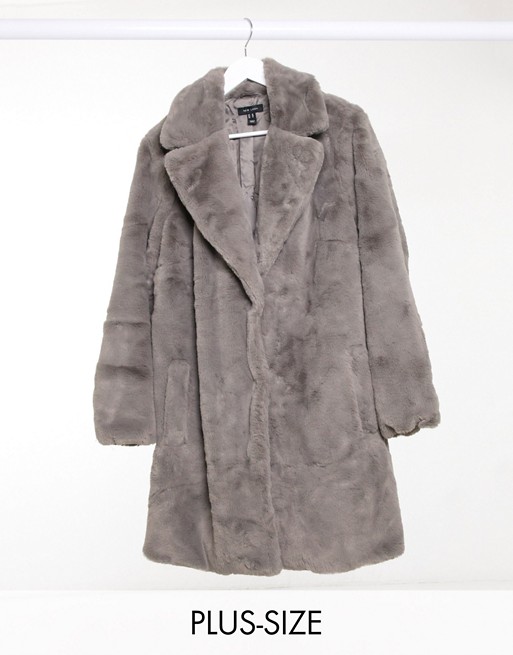 New Look Curve faux fur jacket in grey