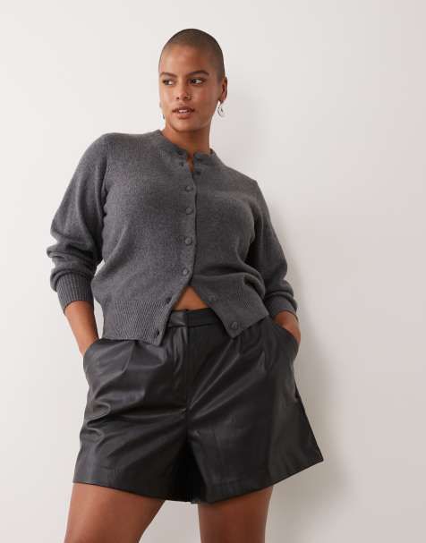 New Look Curve faux leather shorts in black - view 1
