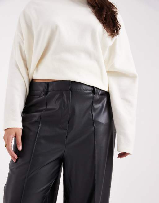 New Look Curve faux-leather wide leg pants in black, 5 of 5