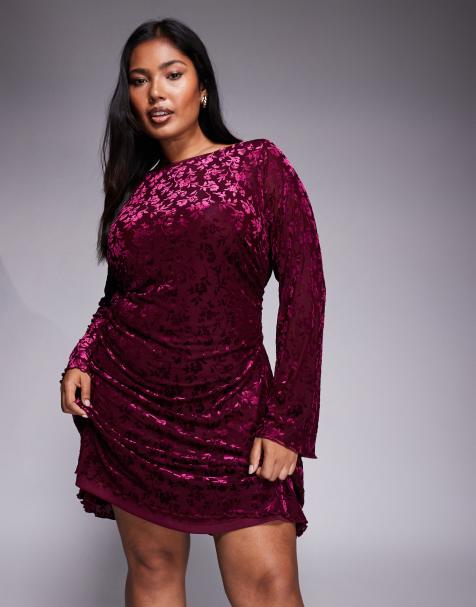 New Look Curve flocked mini dress in burgundy
