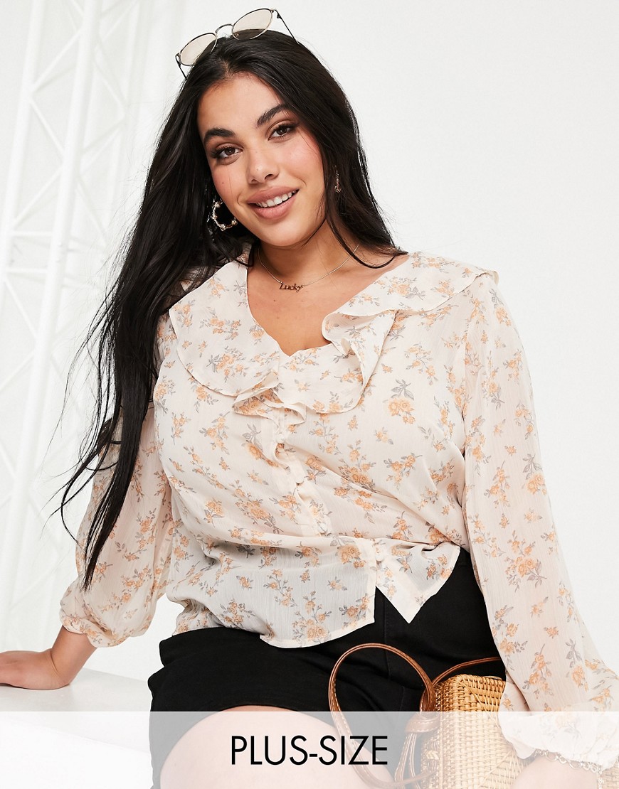 New Look Curve frill button front blouse in peach ditsy print-Navy