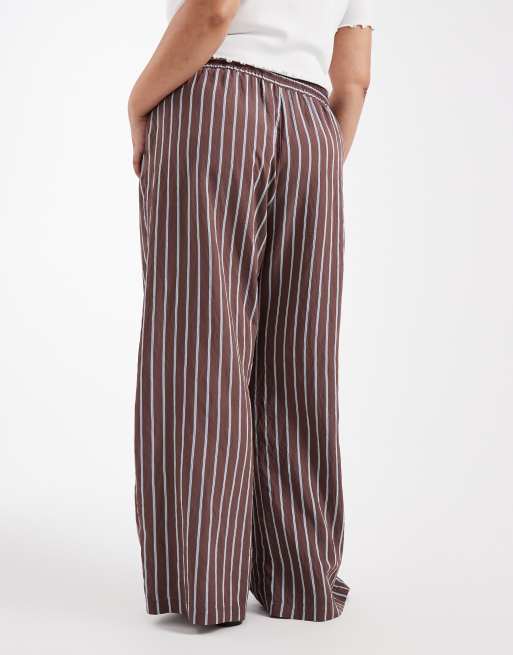 New Look Curve - Gestreepte broek met wijde pijpen in bruin, 5 van 5