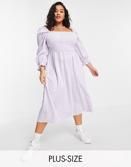 New Look Curve gingham textured shirred dress in lilac