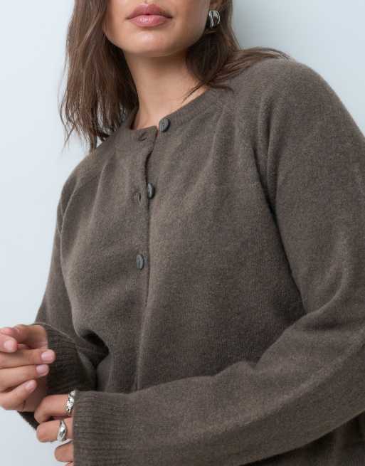 New Look Curve kofta med rund halsringning i mink, 5 av 5