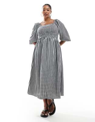New Look Curve - Langärmliges Midikleid in Schwarz mit Vichy-Karomuster