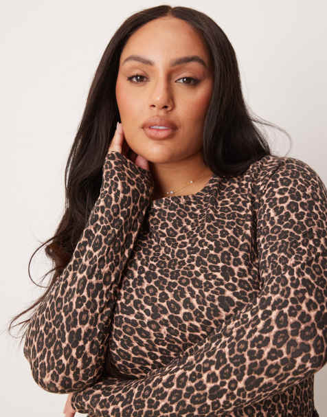 New Look Curve long sleeve bodysuit in leopard print - view 1