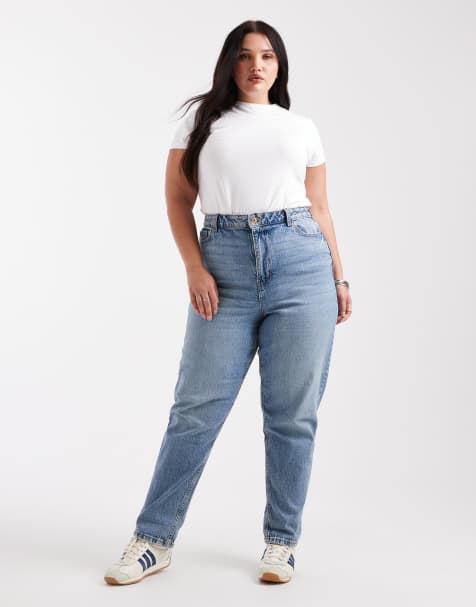 New Look Curve mom jeans in mid blue - view 1