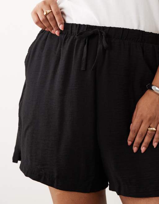 New Look Curve - Pantalones cortos negros de tejido efecto lino, 2 de 5