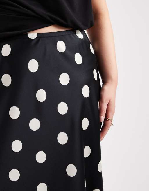 New Look Curve polka dot satin bias midi skirt in black, 3 of 5