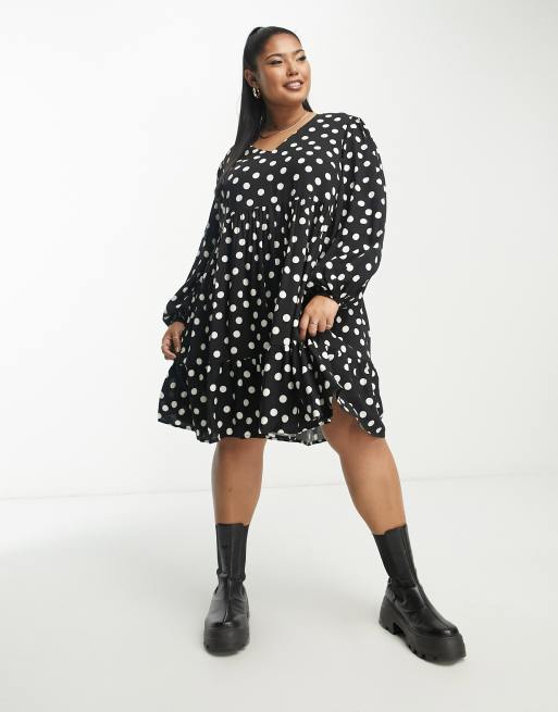 New Look Curve polka print tiered smock dress in black