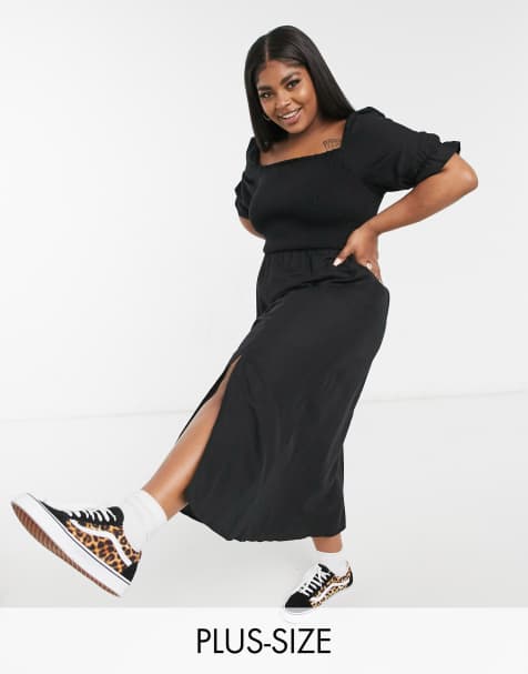 New Look Curve puff sleeve shirred midi dress in black - view 1