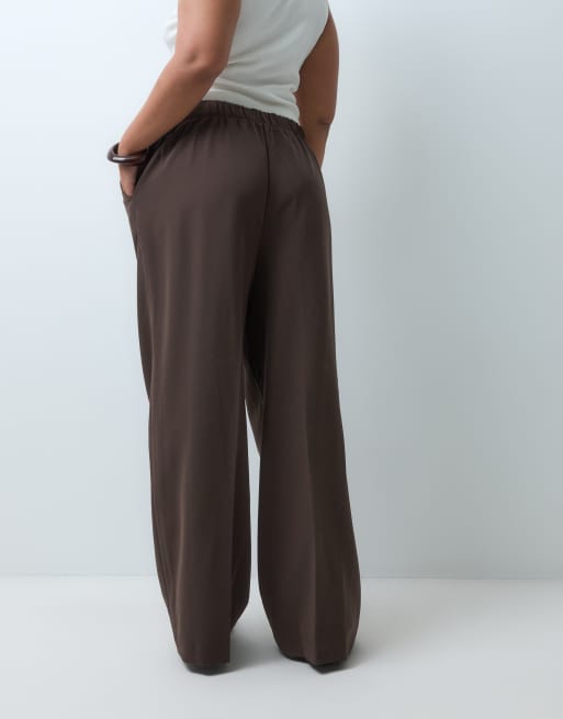 New Look Curve pull-on vida byxor i mörkbrun, 3 av 5