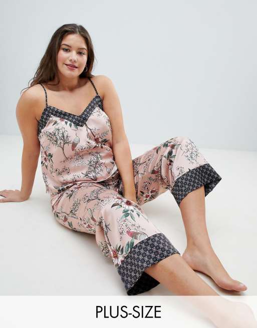 New Look Curve – Satin-Pyjama mit Trägern und Blumenmuster, 3 von 3