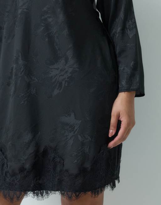 New Look Curve robe courte jacquard noire à manches longues évasées et finition dentelle, 2 de 4