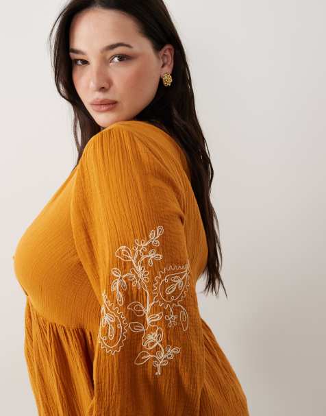 New Look Curve – Romantik-Top in dunklem Orange mit bestickten Ärmeln - view 1