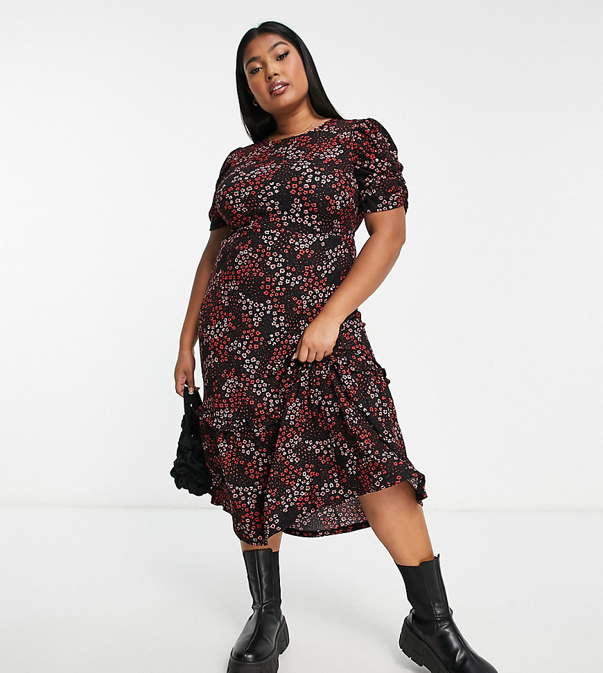 New Look Curve ruched sleeve tiered midi dress in black floral