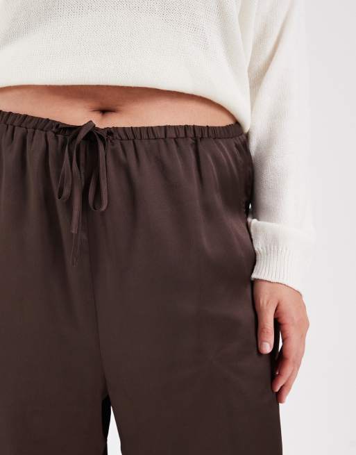New Look Curve - Satijnen broek met wijde pijpen in bruin , 4 van 5