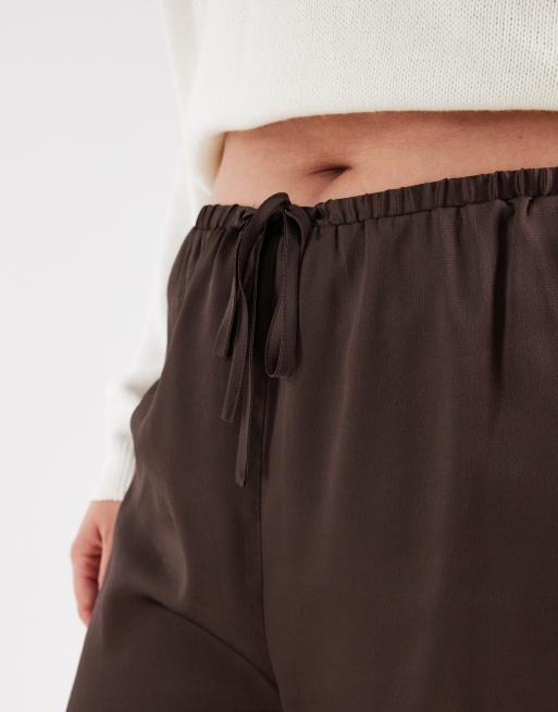 New Look Curve - Satijnen broek met wijde pijpen in bruin , 5 van 5