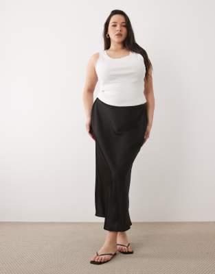 New Look Curve satin bias midi skirt in black