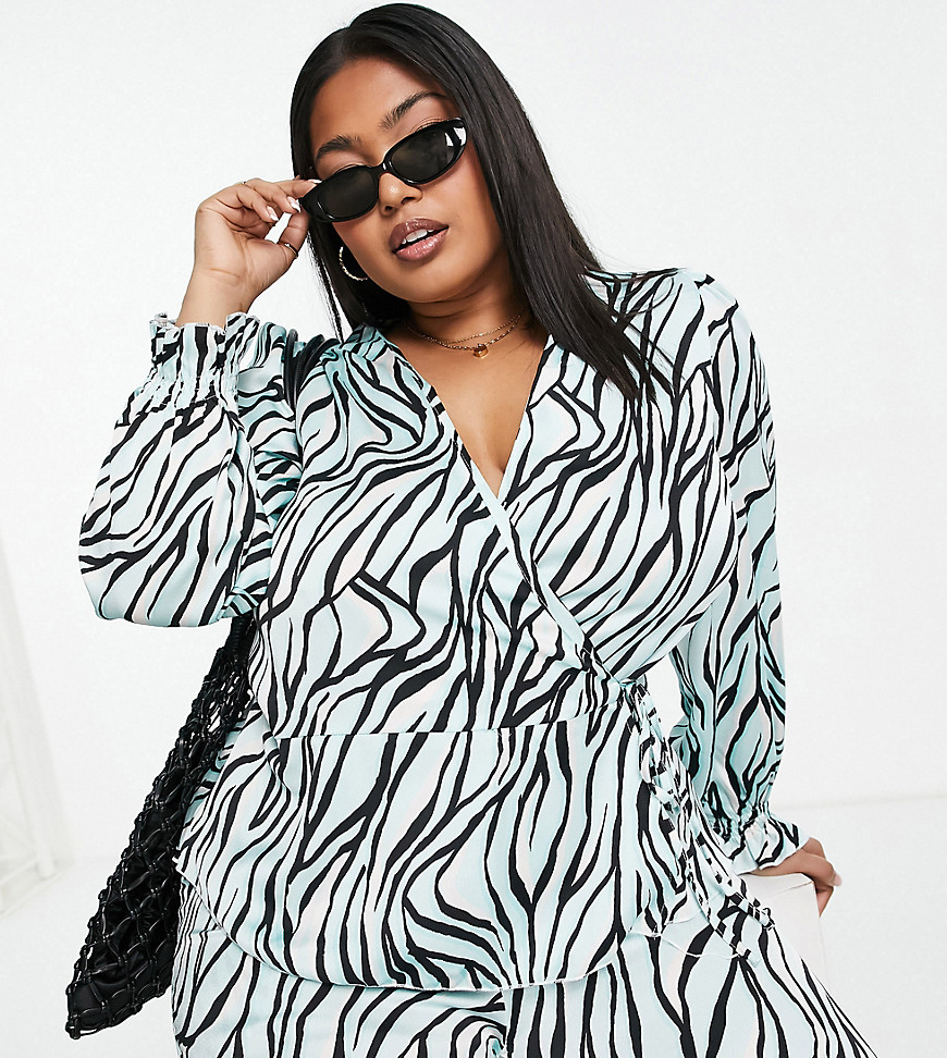 New Look Curve satin wrap blouse in pale blue tiger print-Multi