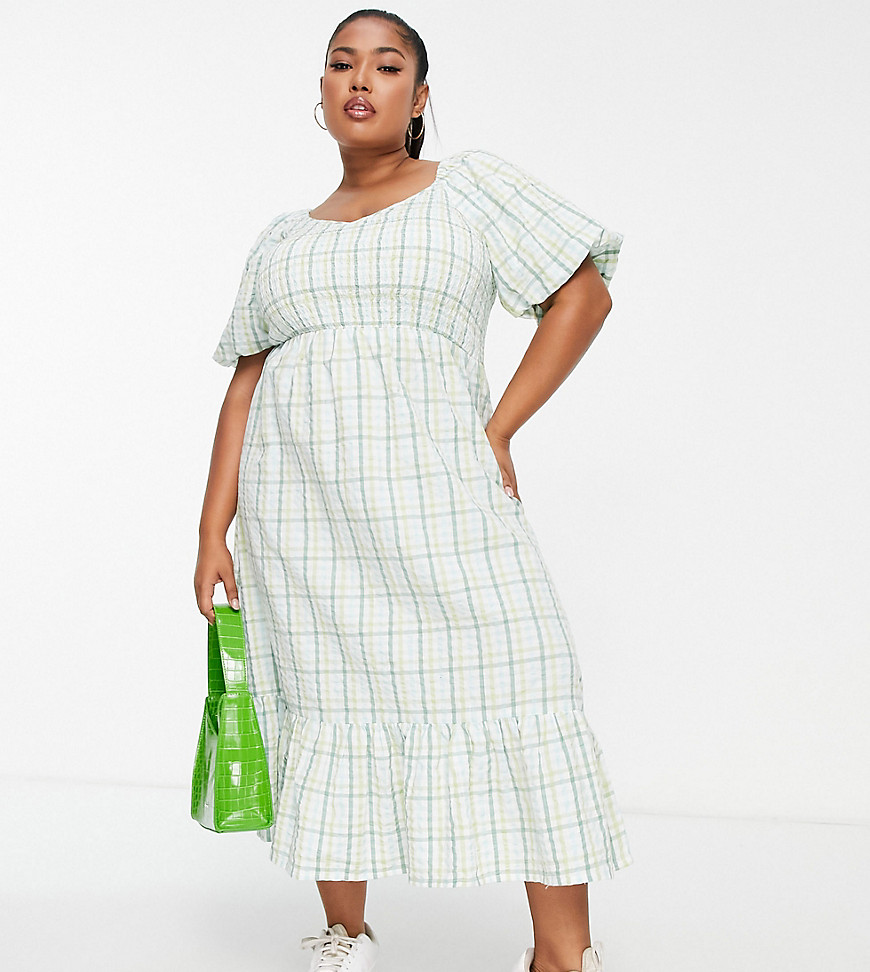 New Look Curve shirred puff sleeve midi dress in green check