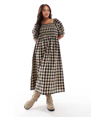 New Look Plus New Look Curve short sleeve shirred midi dress in brown check