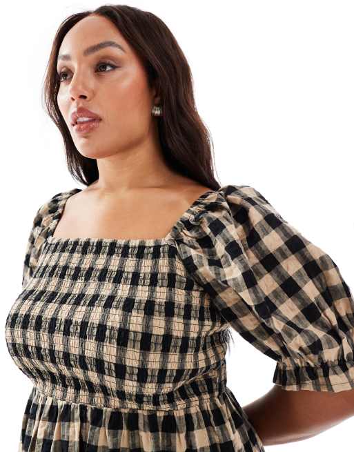 New Look Curve short sleeve shirred midi dress in brown check, 2 of 4