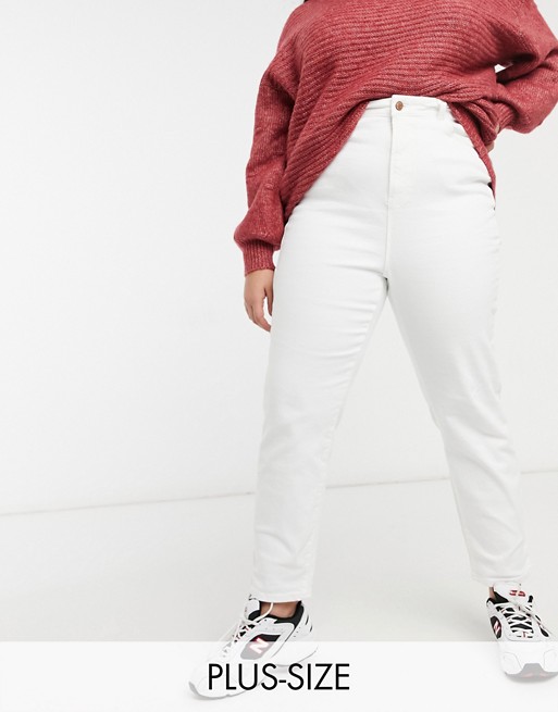 New Look Curve straight leg jeans in white