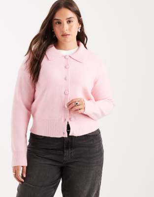 New Look Curve - Strickjacke in leuchtendem Rosa mit Kragen