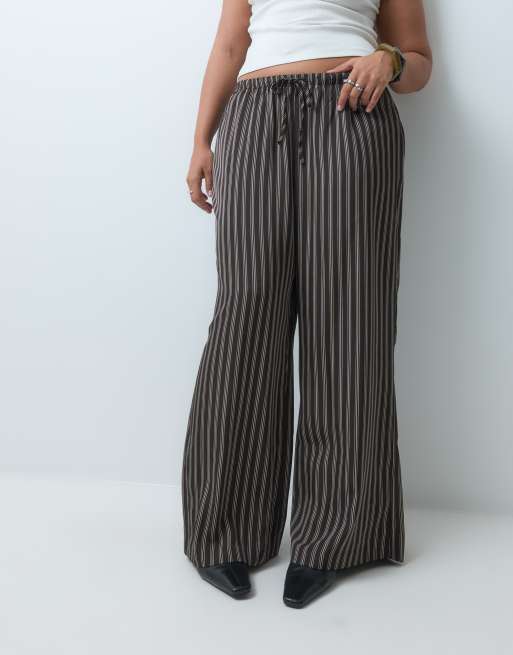 New Look Curve striped satin wide leg trousers in brown, 3 of 5