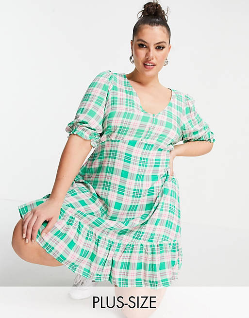 Dresses New Look Curve v neck button 3/4 sleeve tiered midi in green check 