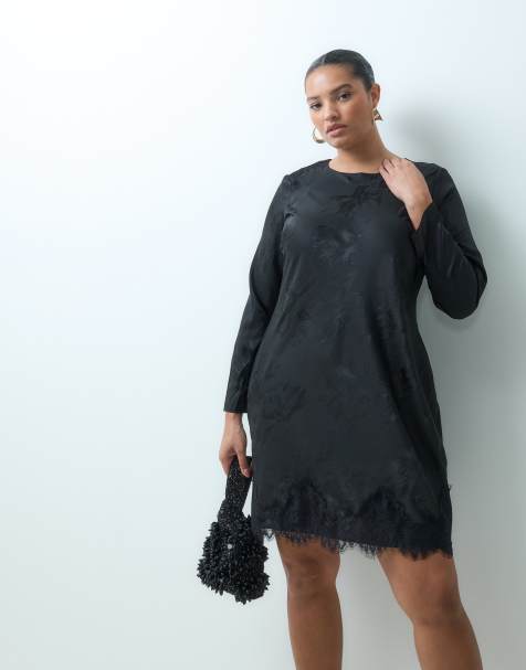 New Look Curve vestido mini jacquard con manga larga acampanada y ribete de encaje en negro - view 1