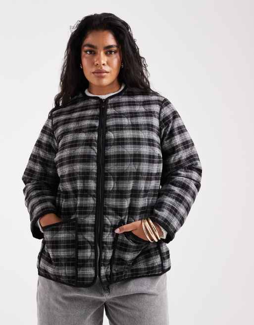 New Look Curve – Wattierte Steppjacke in Schwarz kariert, 2 von 4